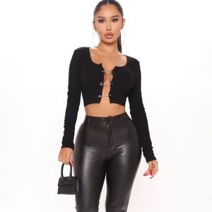 No Exposure  Top- Black